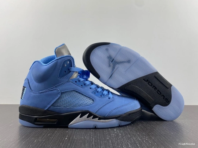 5 DV1310-401 Jordan UNC Air 0925